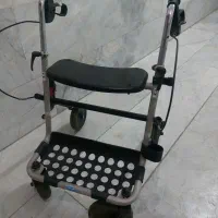 واکر چهار چرخ آلمانی تاشو درحدنونو
