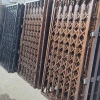 درب حفاظ اکاردیونی کشویی