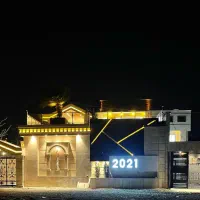 استخردار لاکچری پسندا(عمارت خشت)