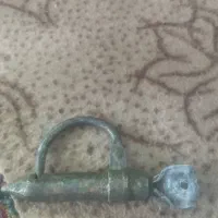 یک عددقفل قدیمی