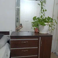 میز و اینه