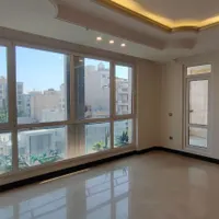 فروش آپارتمان 180 متری جردن / سه جهت نور
