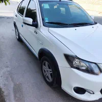 کوییک R سفید مشکی 1400معاوضه با پراید