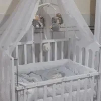 تخت گهواره ای