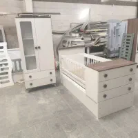 سیسمونی کمدباتخت مجموعه باقیمت خوب