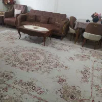 دو تیکه فرش 12 متری ویک عددکناره و4عددپشتی ست فرش