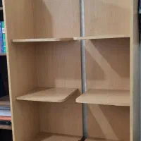 کتابخانه ایستاده کمددار