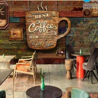 همکار آشنا به کافی شاپ