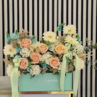 باکس مغز پسته ای با رز گلبهی کد ۱۳۵۴ گلاریس