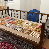 تخت چوبی