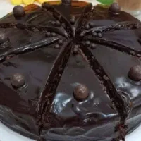 کیک خیس شکلاتی و ساده