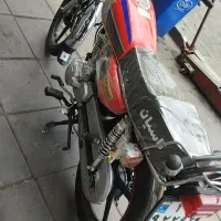 هندا ۲۰۰احسان لازروقی