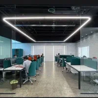 فرصت استخدام در آکادمی آزاد خانم/آقا