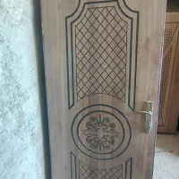 درب چوبی و پی وی سی