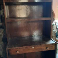 جا کتابی.میز مطالعه