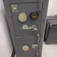 گاوصندوق ایستاده دو درب کاوه