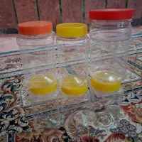چندتا ظرف برای ترشی عنبه عسل
