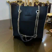 تعدادی کیف زنانه