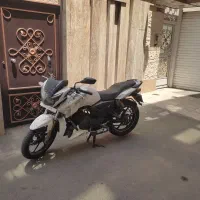 آپاچی۱۸۰سفید