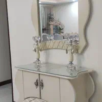 آینه و کنسول چوبی مدرن