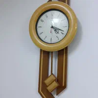 ساعت دیواری