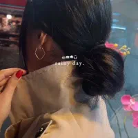 گوشواره هندسی