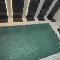 باغ مدرن جنگلی سرسبز شکار