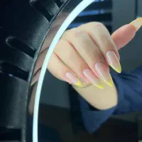 کاشت ناخن با نازلترین قیمت