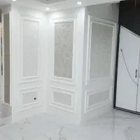 کاغذ دیواری و کفپوش و رنگ آمیزی ساختمان