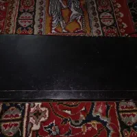یک دستگاه دی وی دی مدل jvc