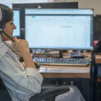 لیدر ، سوپروایزر تیم فروش تلفنی