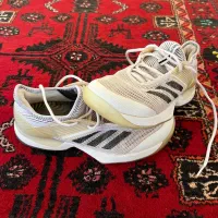 کفش تنیس adidas