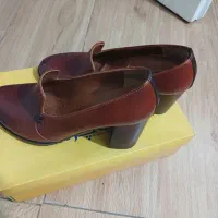 کفش  مجلسی عسلی