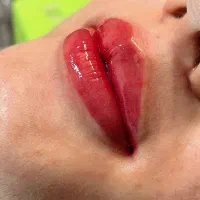 میکرو ابرو فقط ۸۵۰شیدینگ لب فقط ۷۰۰
