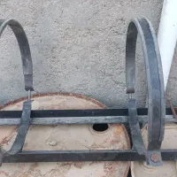 پایه نگهدارنده کپسول سی ان جی پژویی