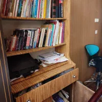 کتابخانه چوبی