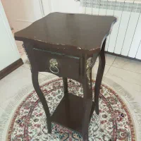 میز تلفن کنسول