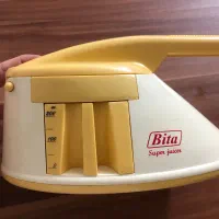 آبمیوه گیر دستی