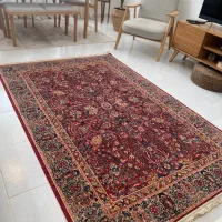 فرش به تعداد محدود و قیمت استثنایی
