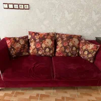 مبل راحتی هفت نفره همراه با جلو مبلی و میز عسلی