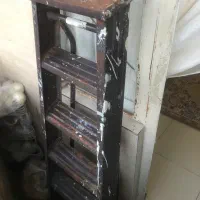 نردبان فلزی