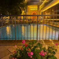 سالنکار و کارگر ساده و تاسیسات چی