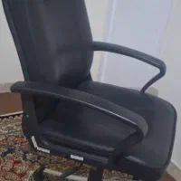 صندلی گردان مدیریت