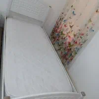 دو عدد تخت فروشی
