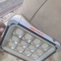 چراغ  قوه خورشیدی