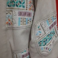 مانتو سوزن دوزی شده بسیار شیک کاملا نو