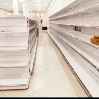 قفسه شیشه خور
