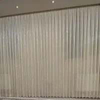 پرده طلایی رنگ بدون والان..