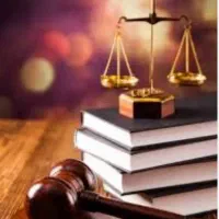 وکیل پایه یک دادگستری خانم