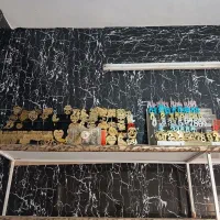شمع و تابلو چشمک زن شیرینی